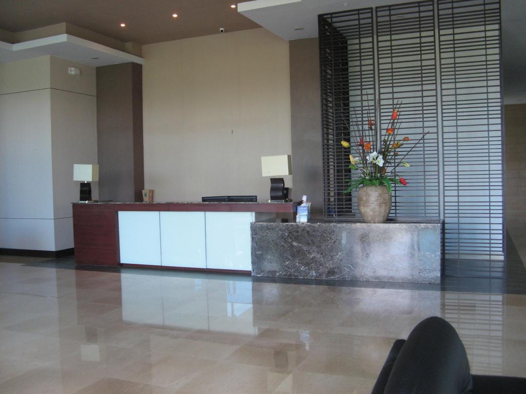La Mirada Beach Resort Isla de Mactán Habitación foto