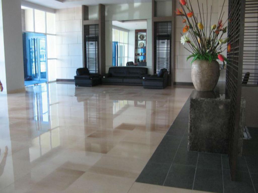 La Mirada Beach Resort Isla de Mactán Habitación foto